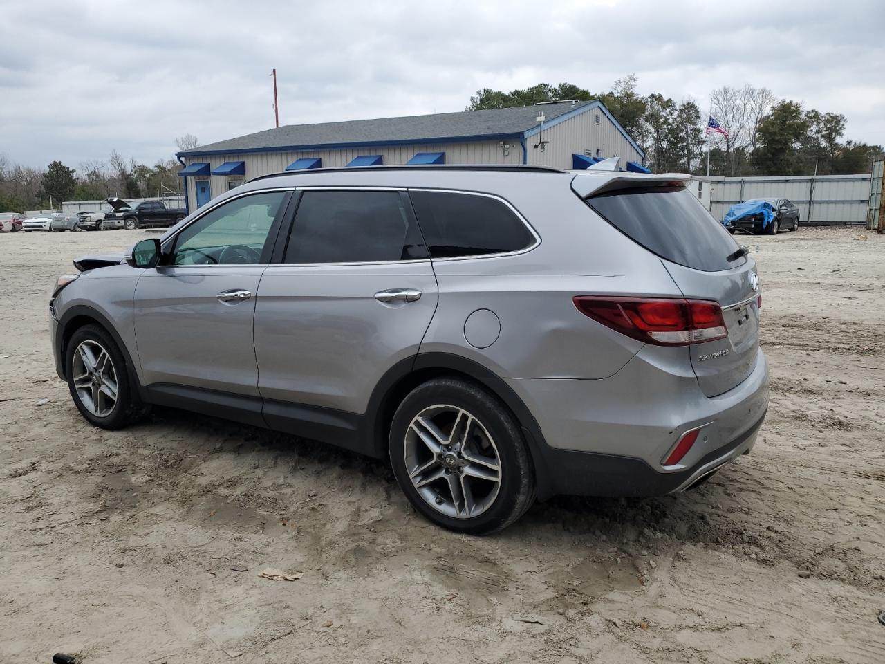 2017 Hyundai Santa Fe - Image 2