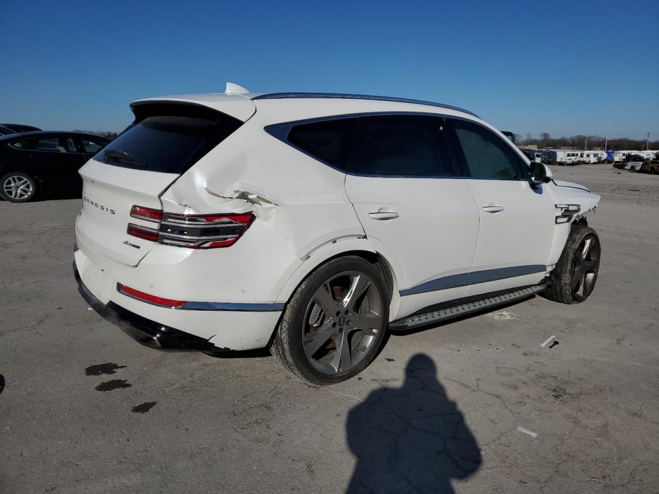 2023 Genesis GV80 - Image 3
