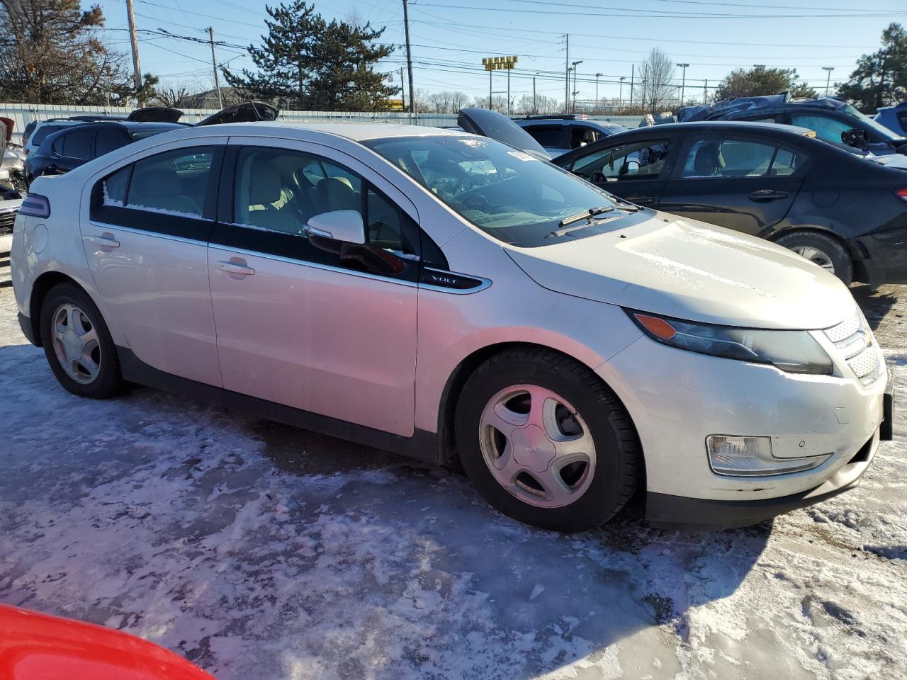 2014 Chevrolet Volt - Image 4