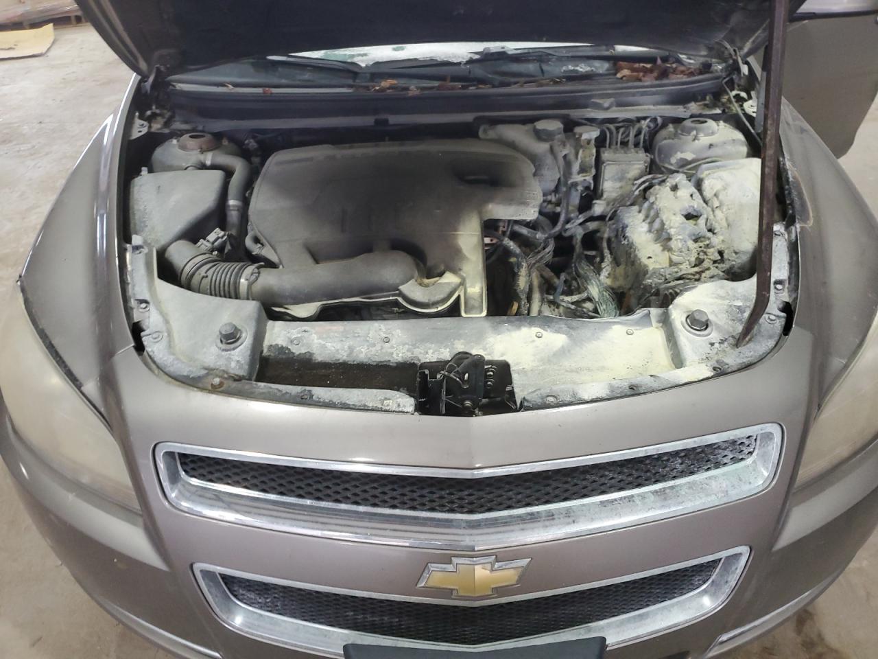 2010 Chevrolet Malibu - Image 12