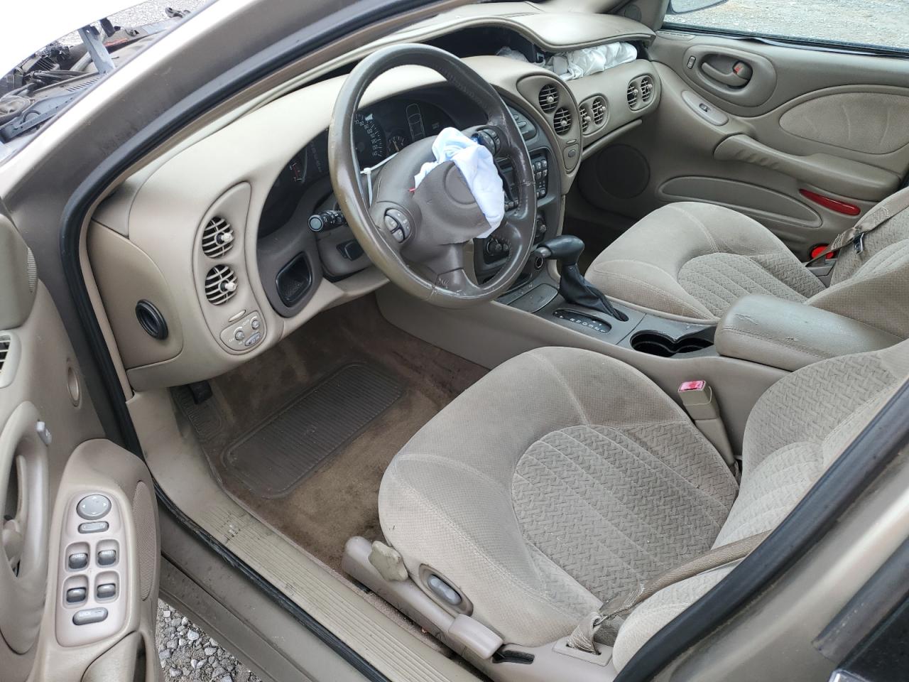 2002 Pontiac Bonneville - Image 8