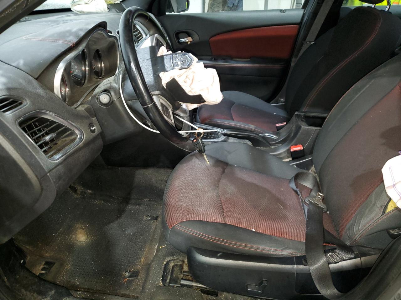 2012 Dodge Avenger - Image 7