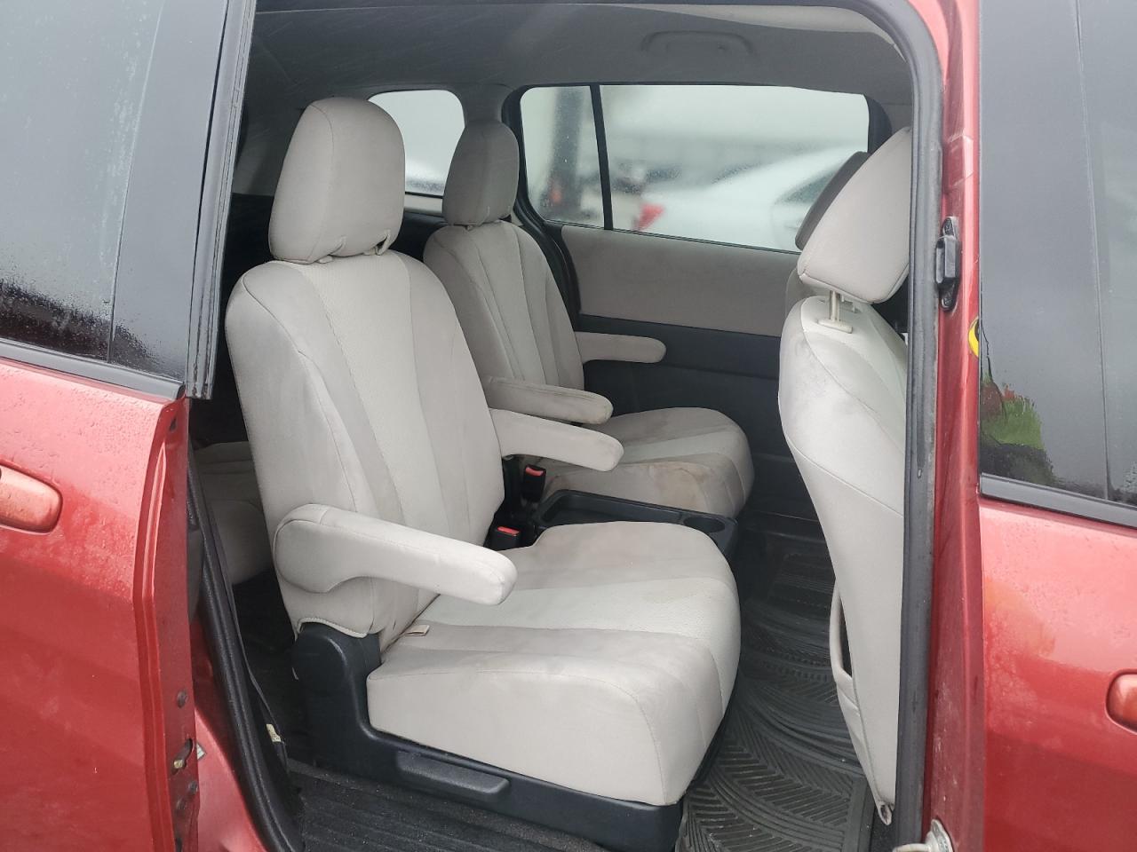 2014 Mazda 5 - Image 11