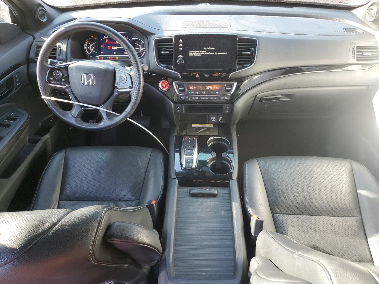 2022 Honda Passport - Image 8