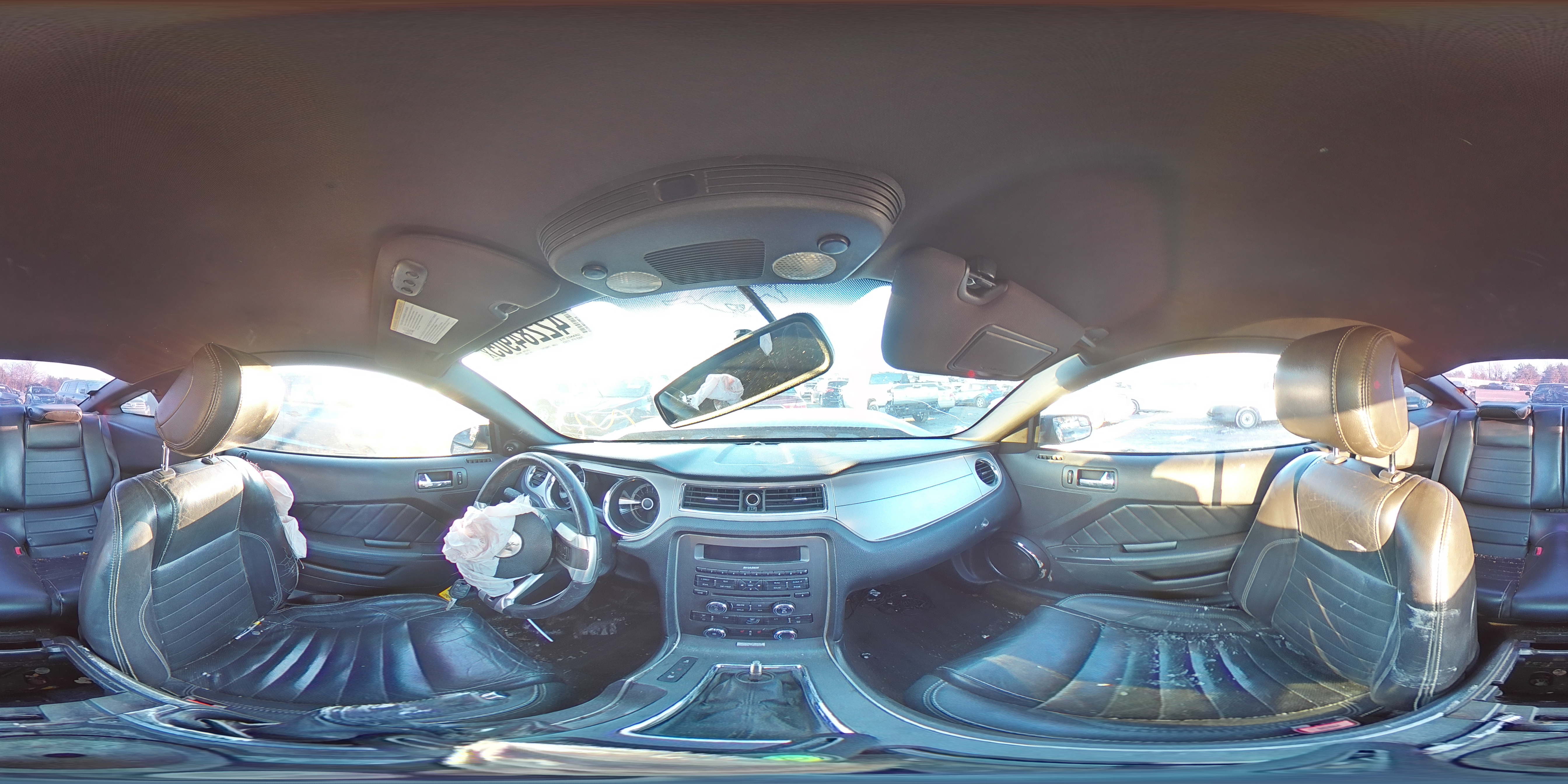 2013 Ford Mustang - Image 12