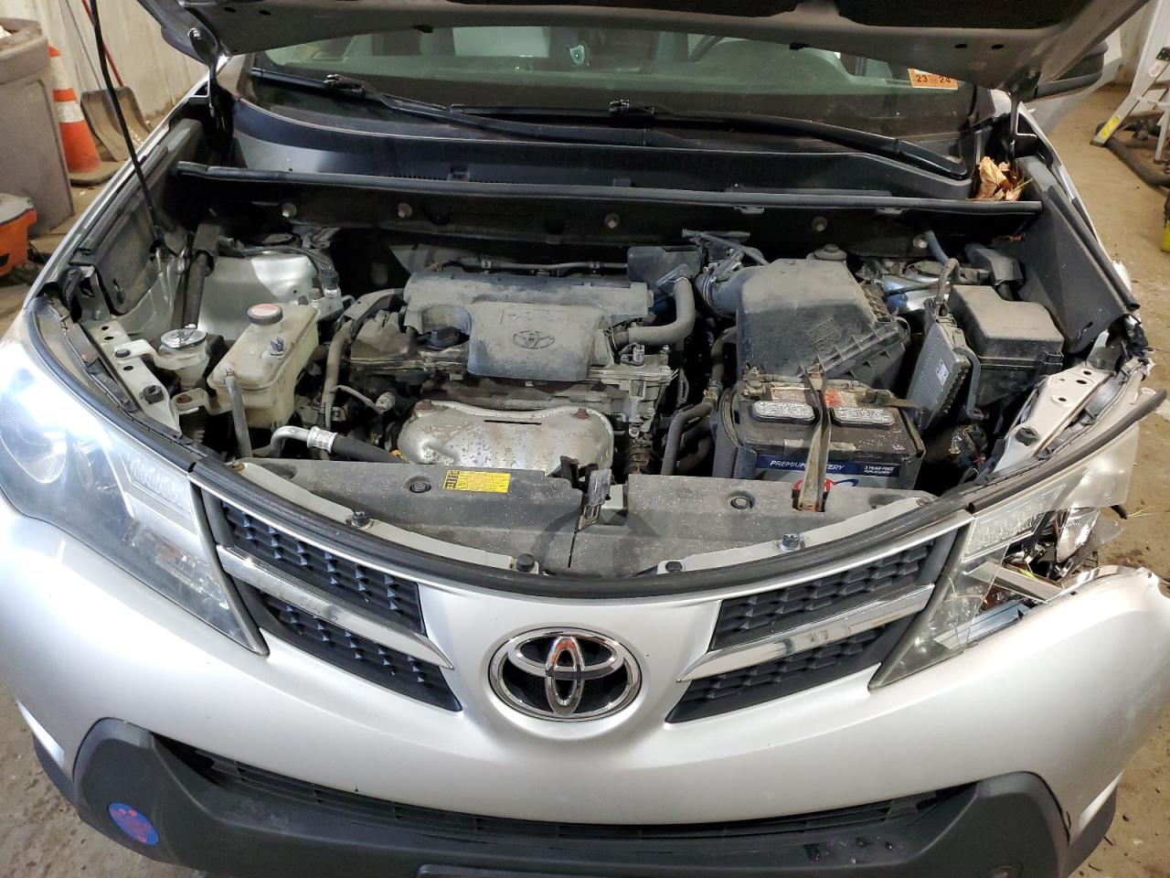 2014 Toyota RAV 4 - Image 13