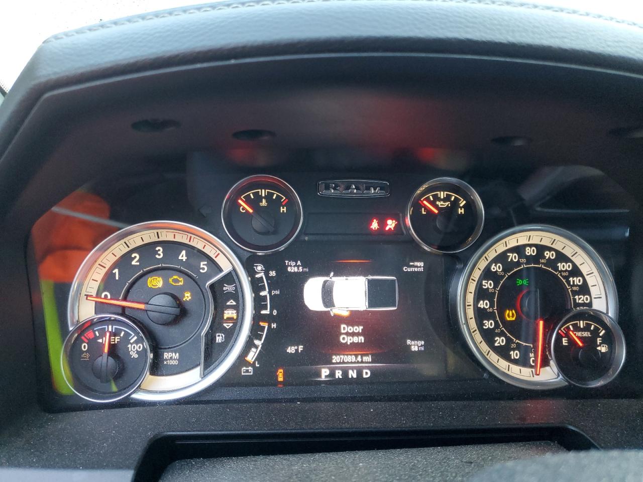 2017 RAM 2500 - Image 9