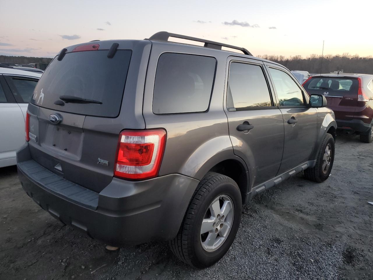 2011 Ford Escape - Image 3