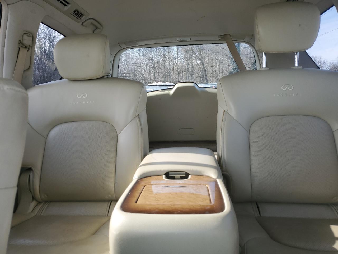 2014 Infiniti QX80 - Image 10
