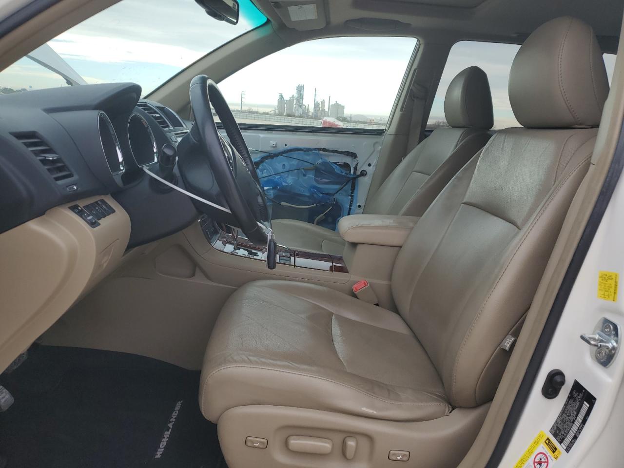 2011 Toyota Highlander - Image 7