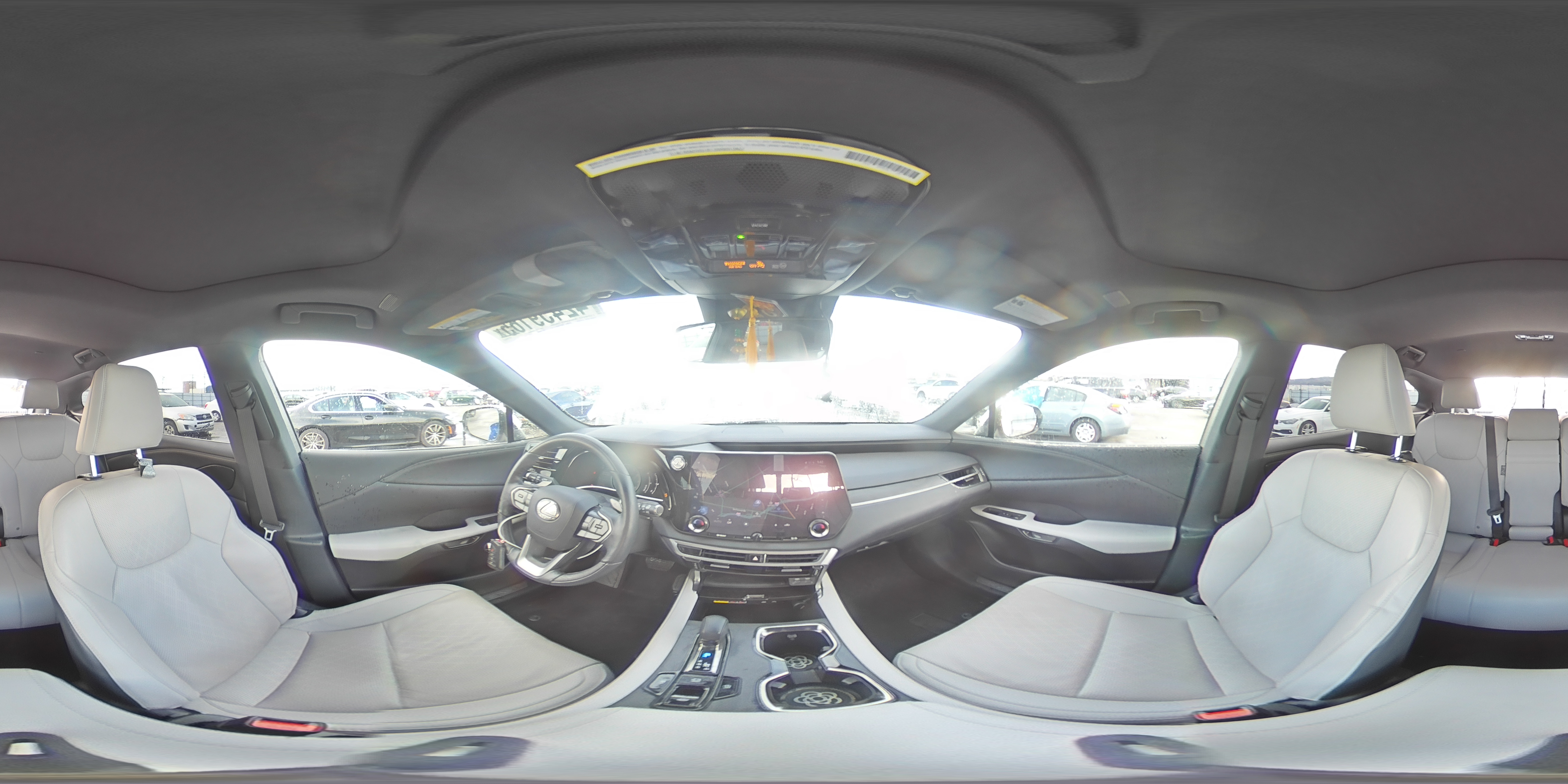 2023 Lexus RX - Image 14