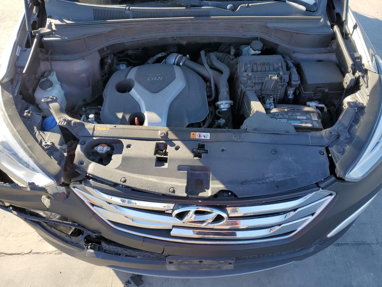2014 Hyundai Santa Fe - Image 11