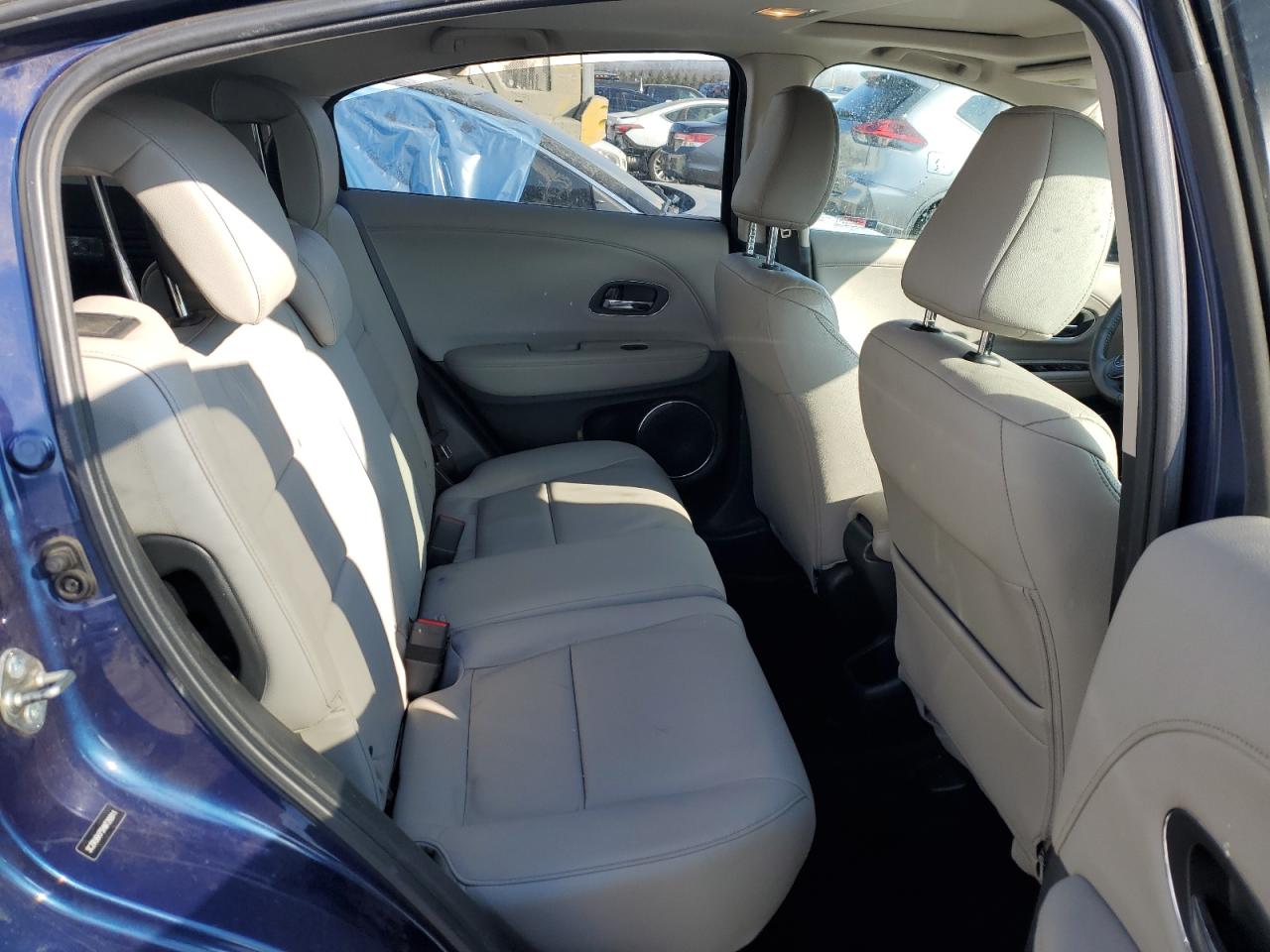 2017 Honda HR-V - Image 11