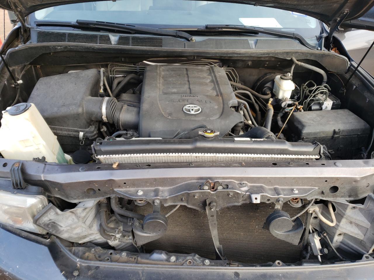 2011 Toyota Tundra - Image 13