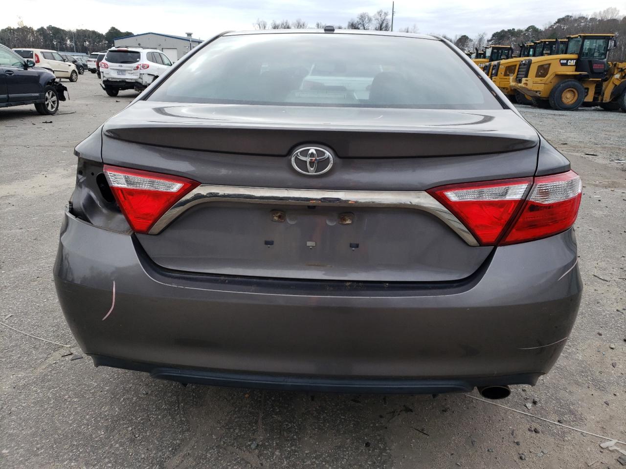 2016 Toyota Camry - Image 6
