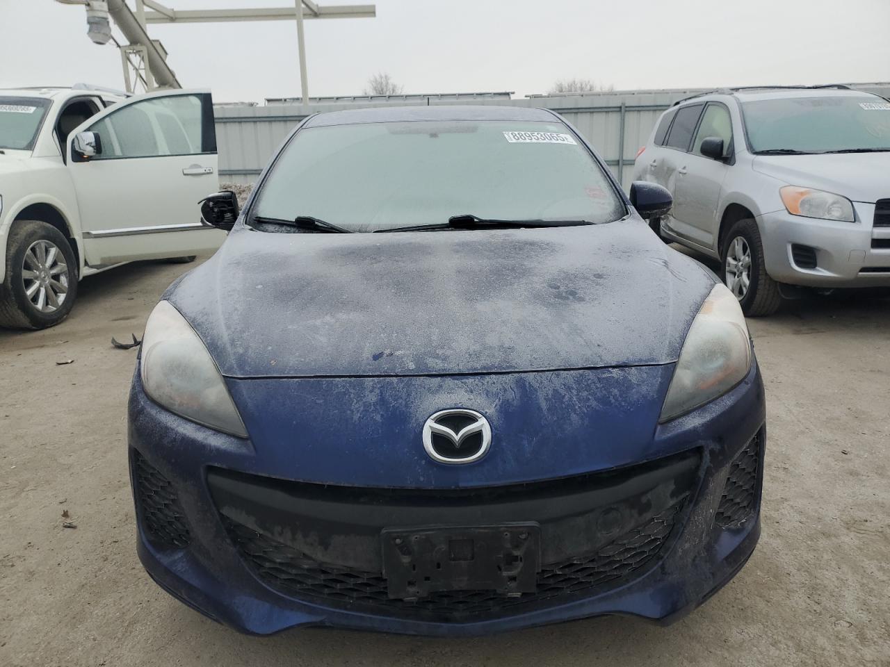 2012 Mazda 3 - Image 5