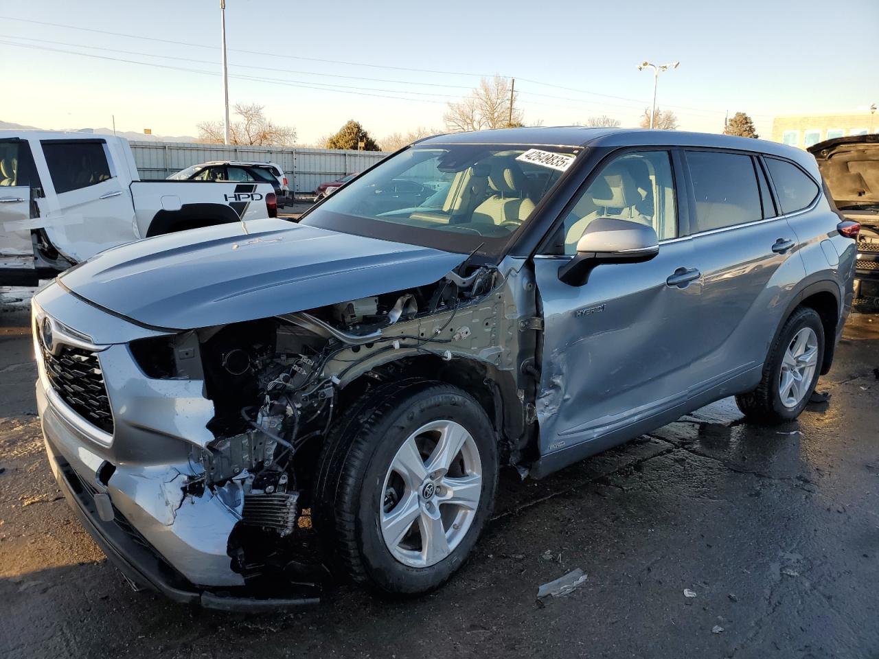 2021 Toyota Highlander - Image 1