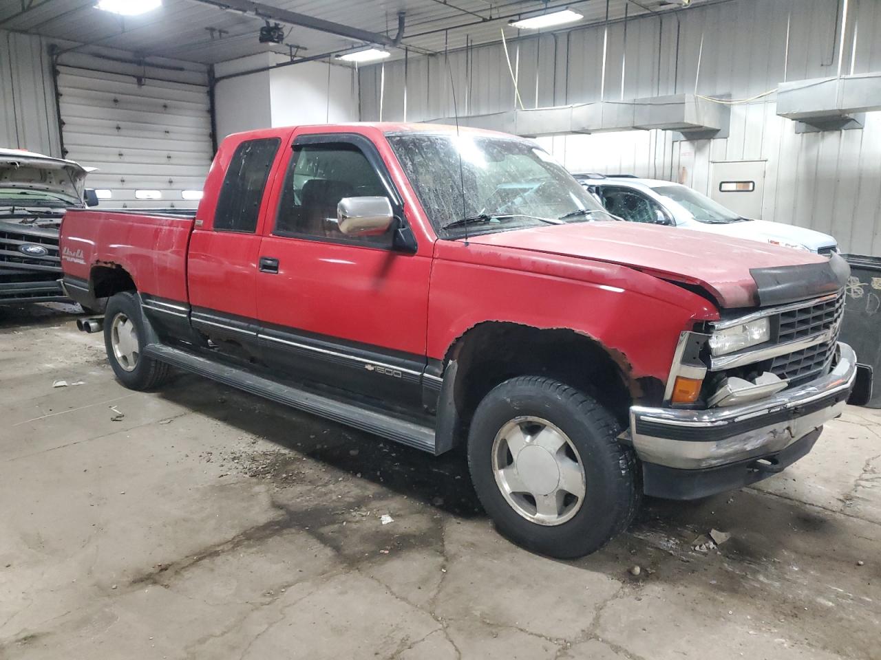1993 Chevrolet GMT-400 - Image 4