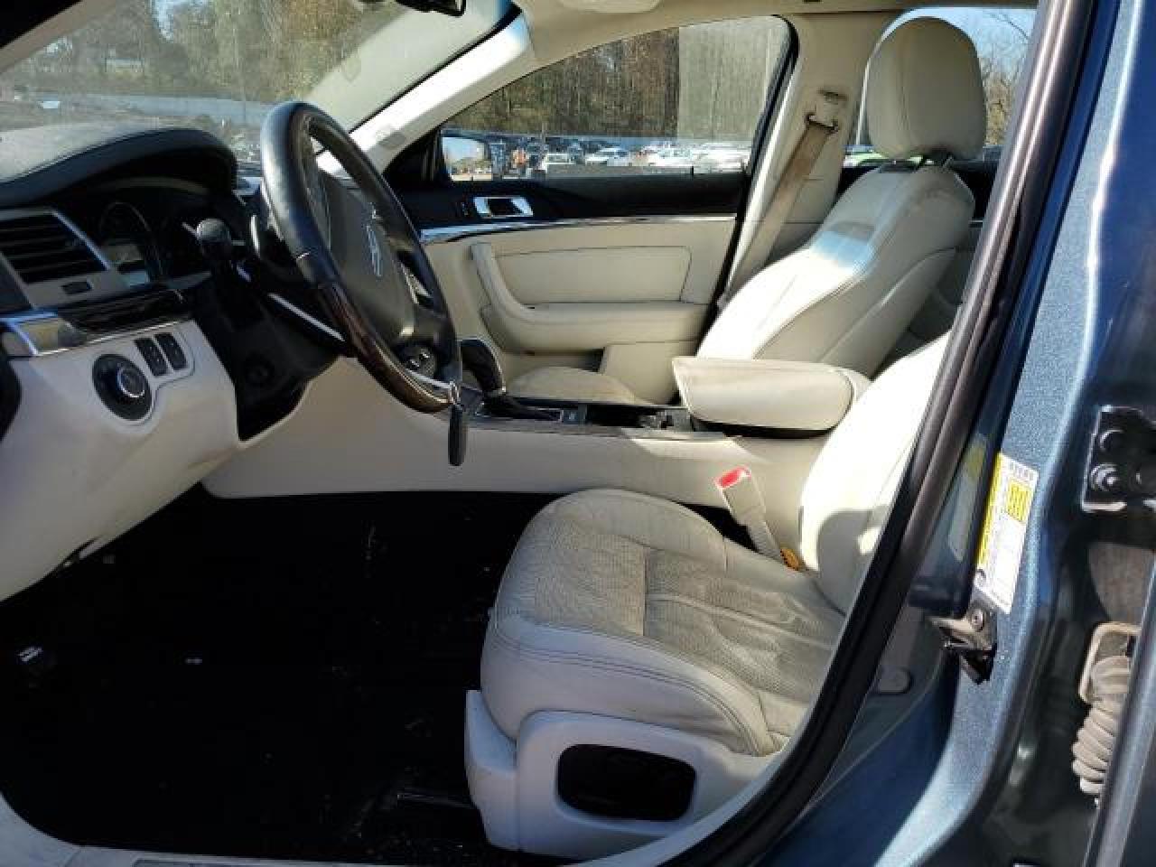 2010 Lincoln Mks VIN: 1LNHL9DR1AG608637 Lot: 87896175