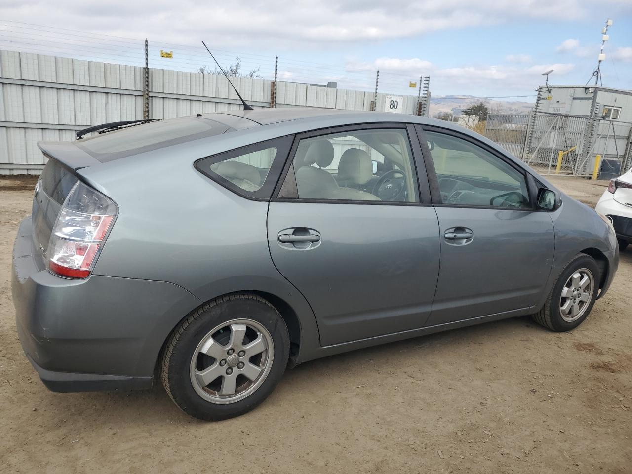 2005 Toyota Prius - Image 3