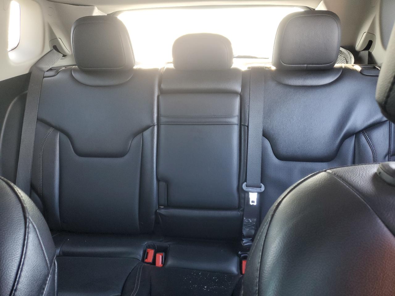 2020 Jeep Compass - Image 10