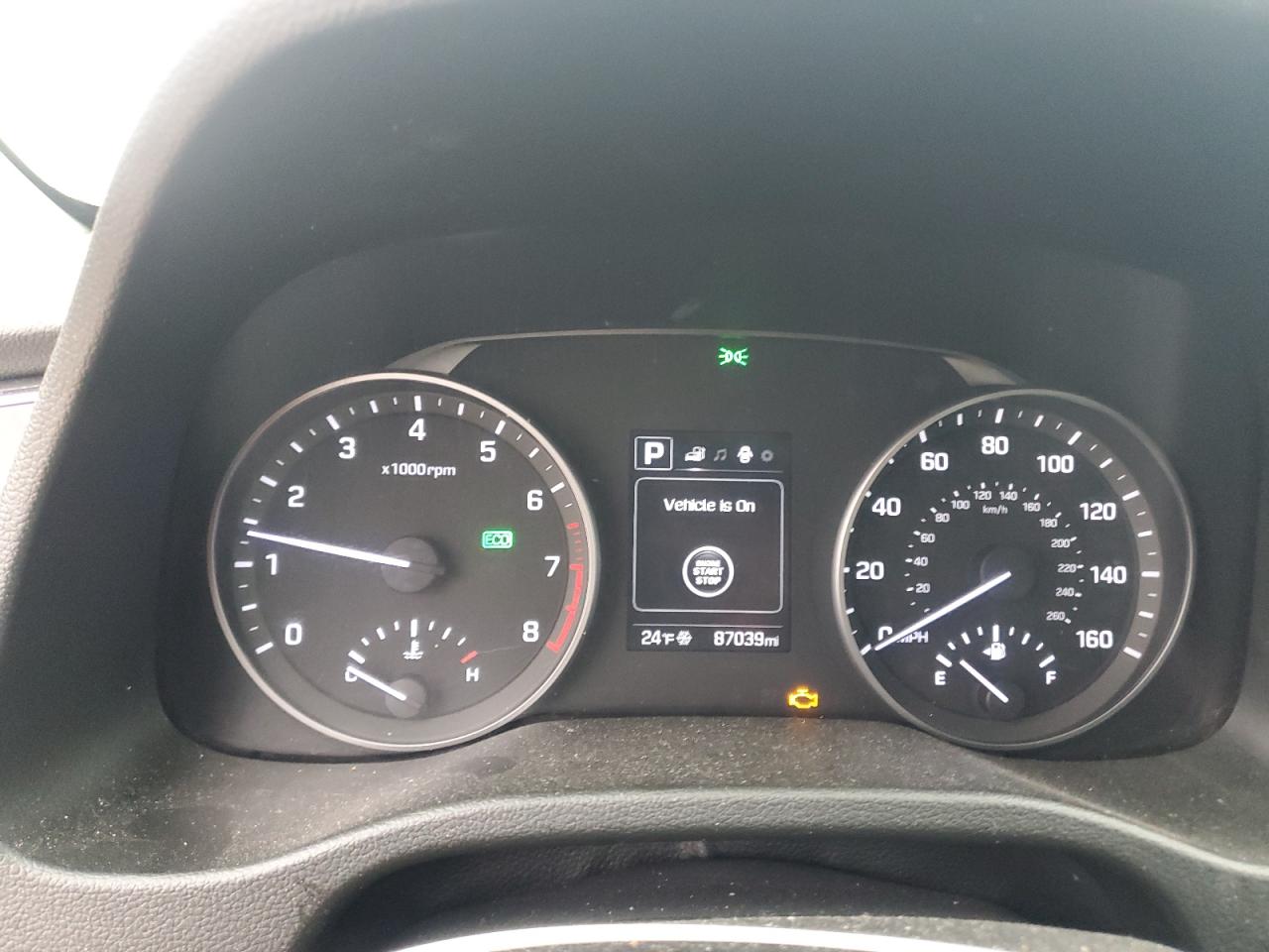 2018 Hyundai Elantra - Image 9