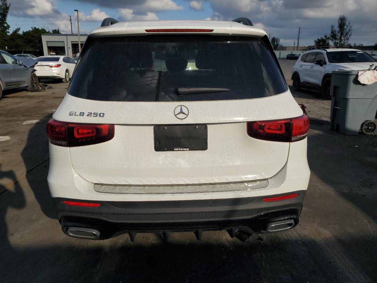 2020 Mercedes-Benz GLB - Image 6