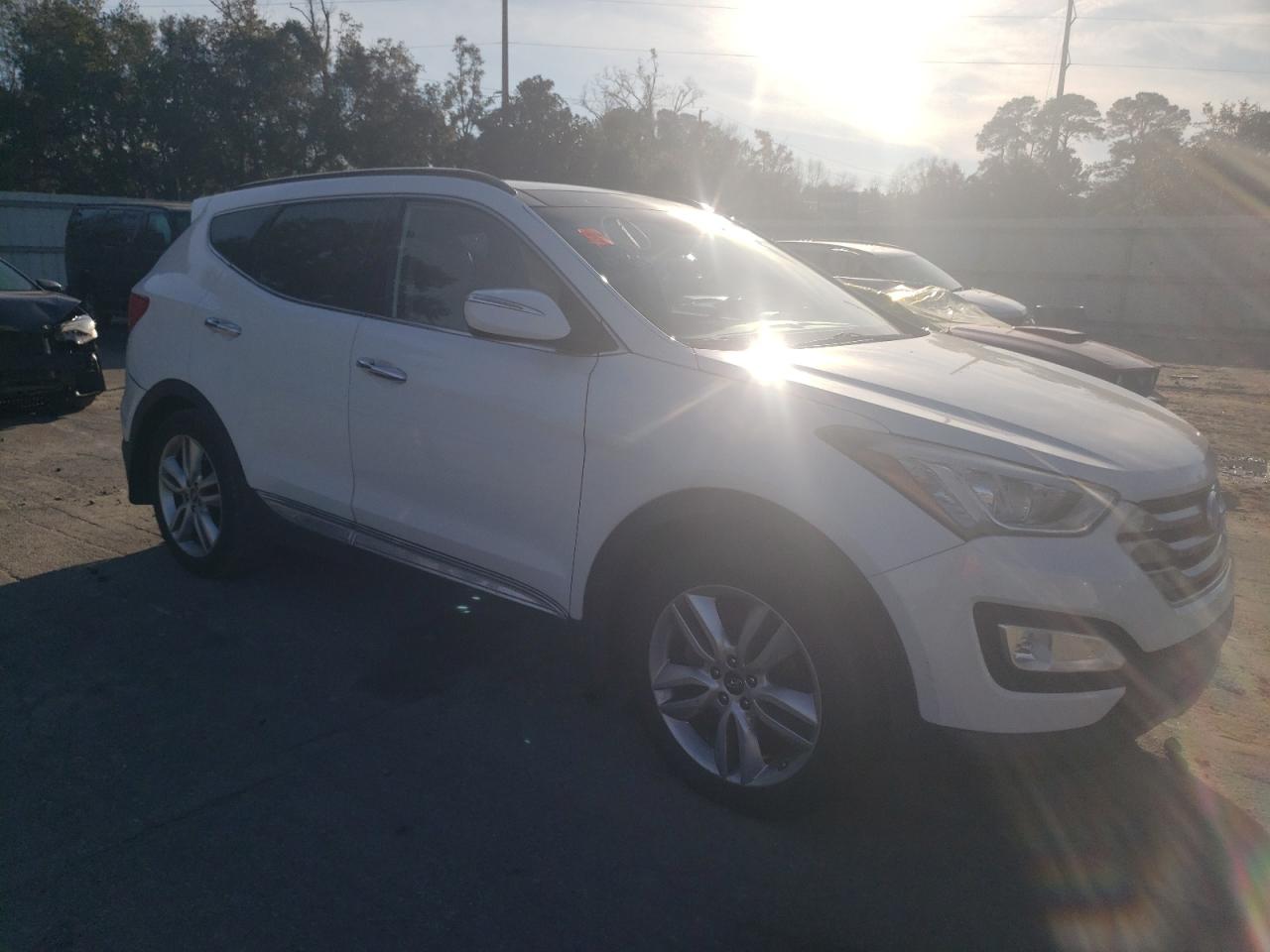 2015 Hyundai Santa Fe - Image 4