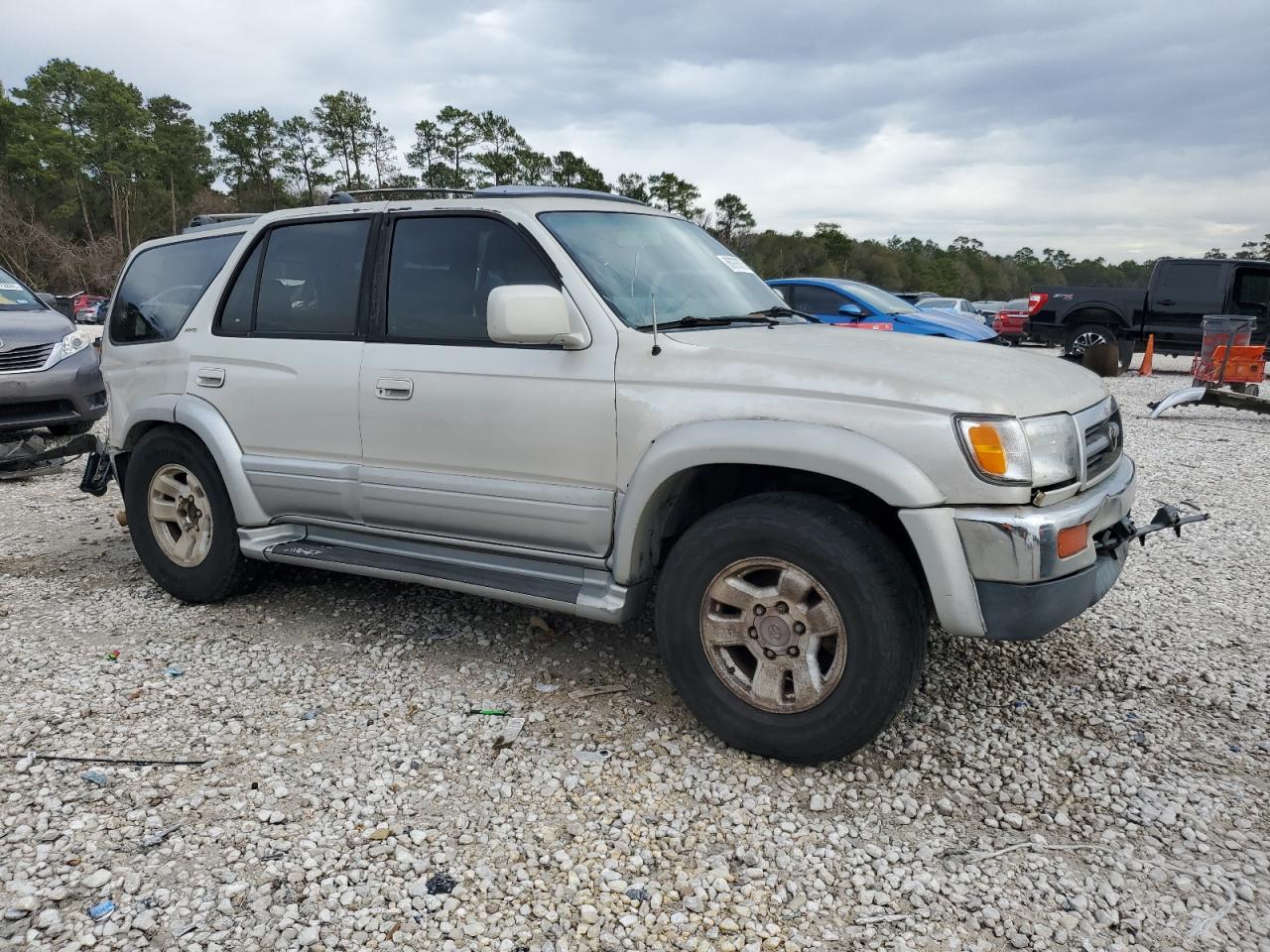 1998 Toyota 4Runner - Image 4