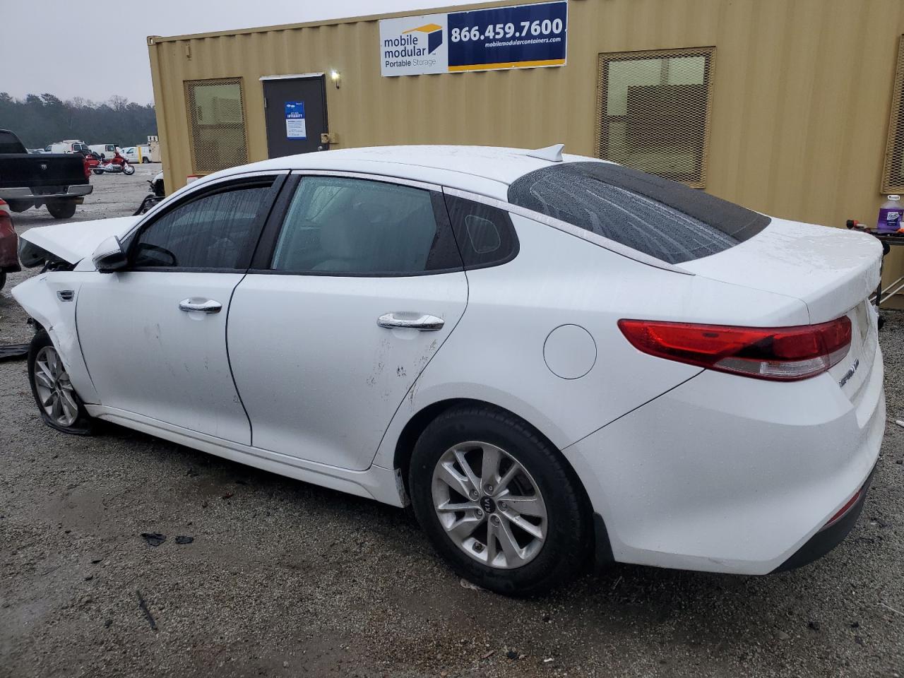 2016 Kia Optima - Image 2