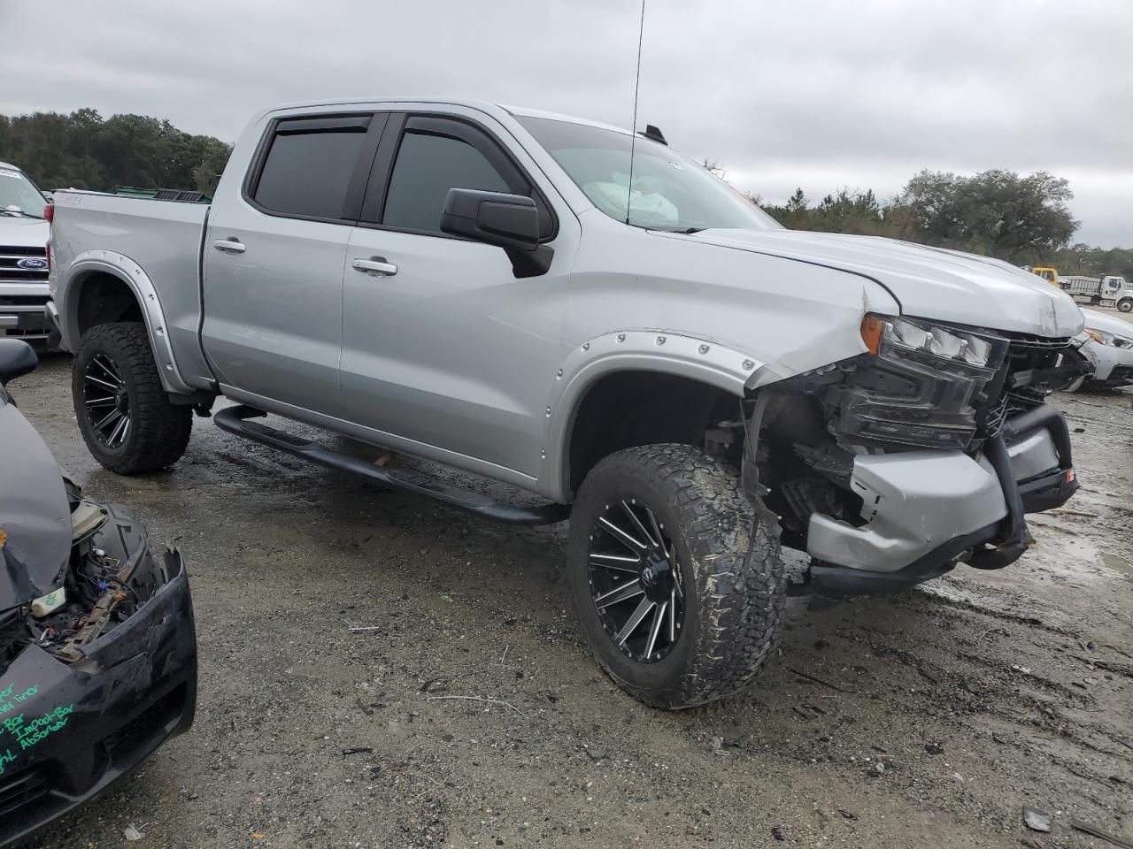 2019 Chevrolet Silverado - Image 4