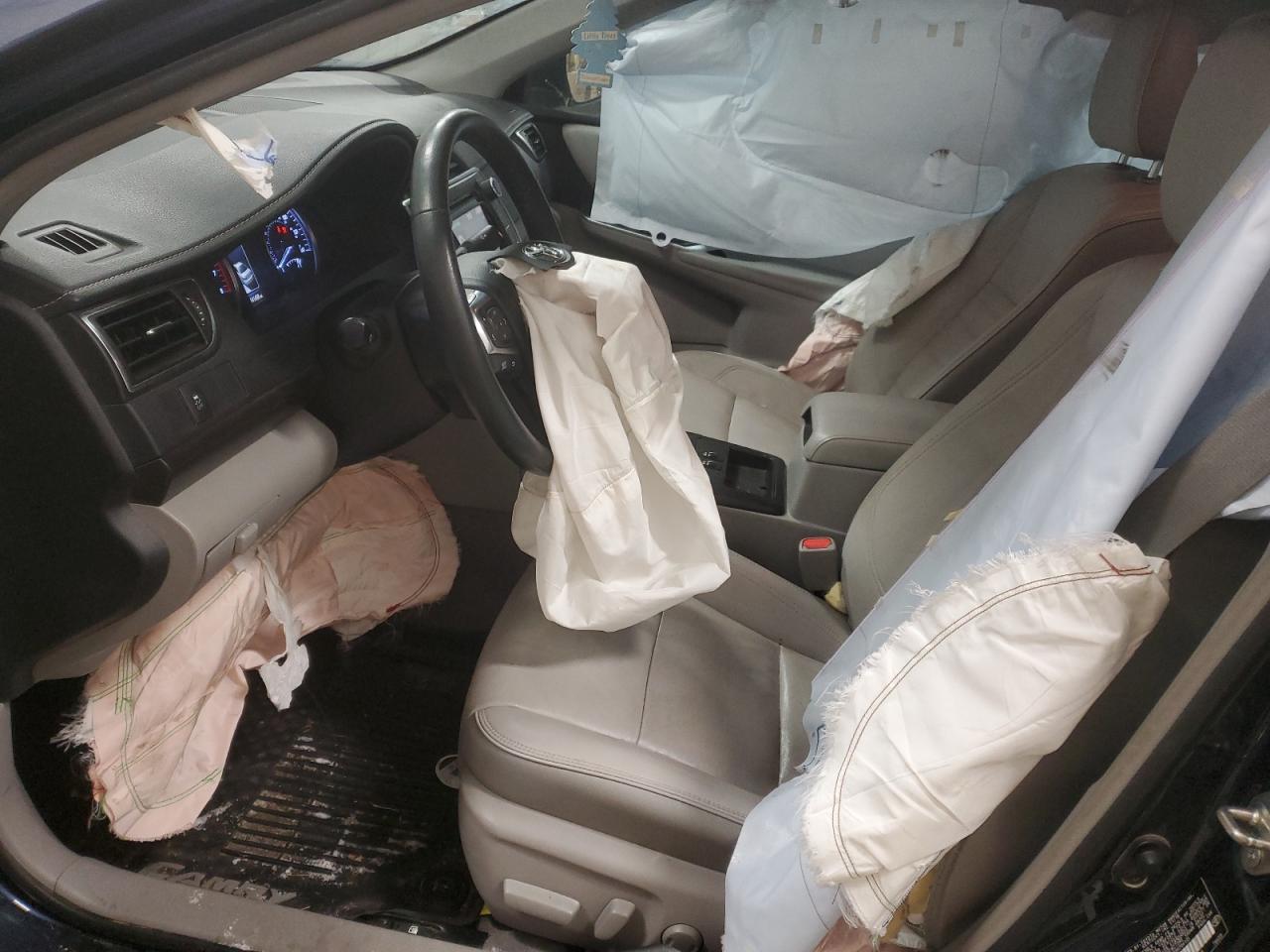 2017 Toyota Camry - Image 7