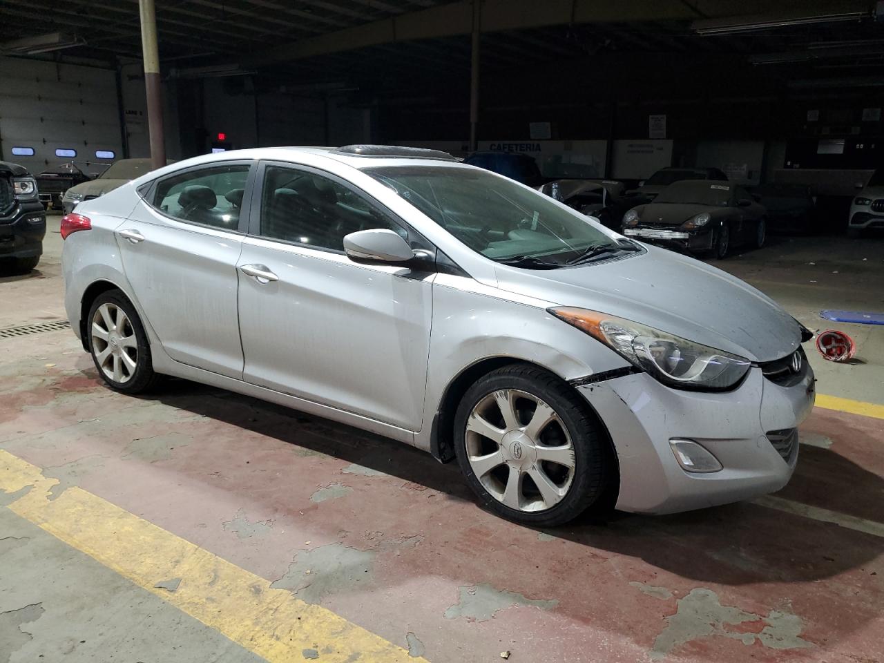 2013 Hyundai Elantra - Image 4