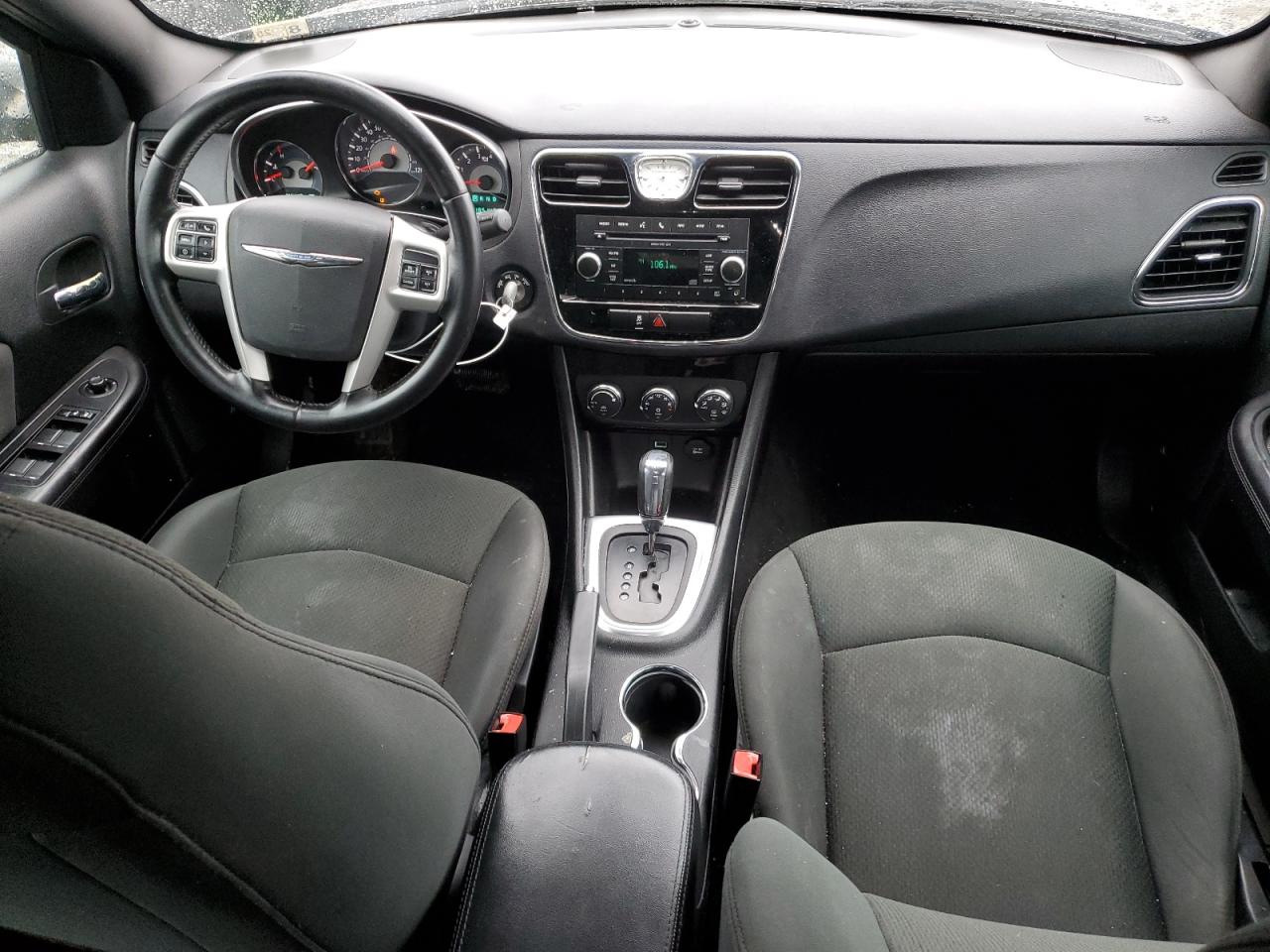 2011 Chrysler 200 - Image 8