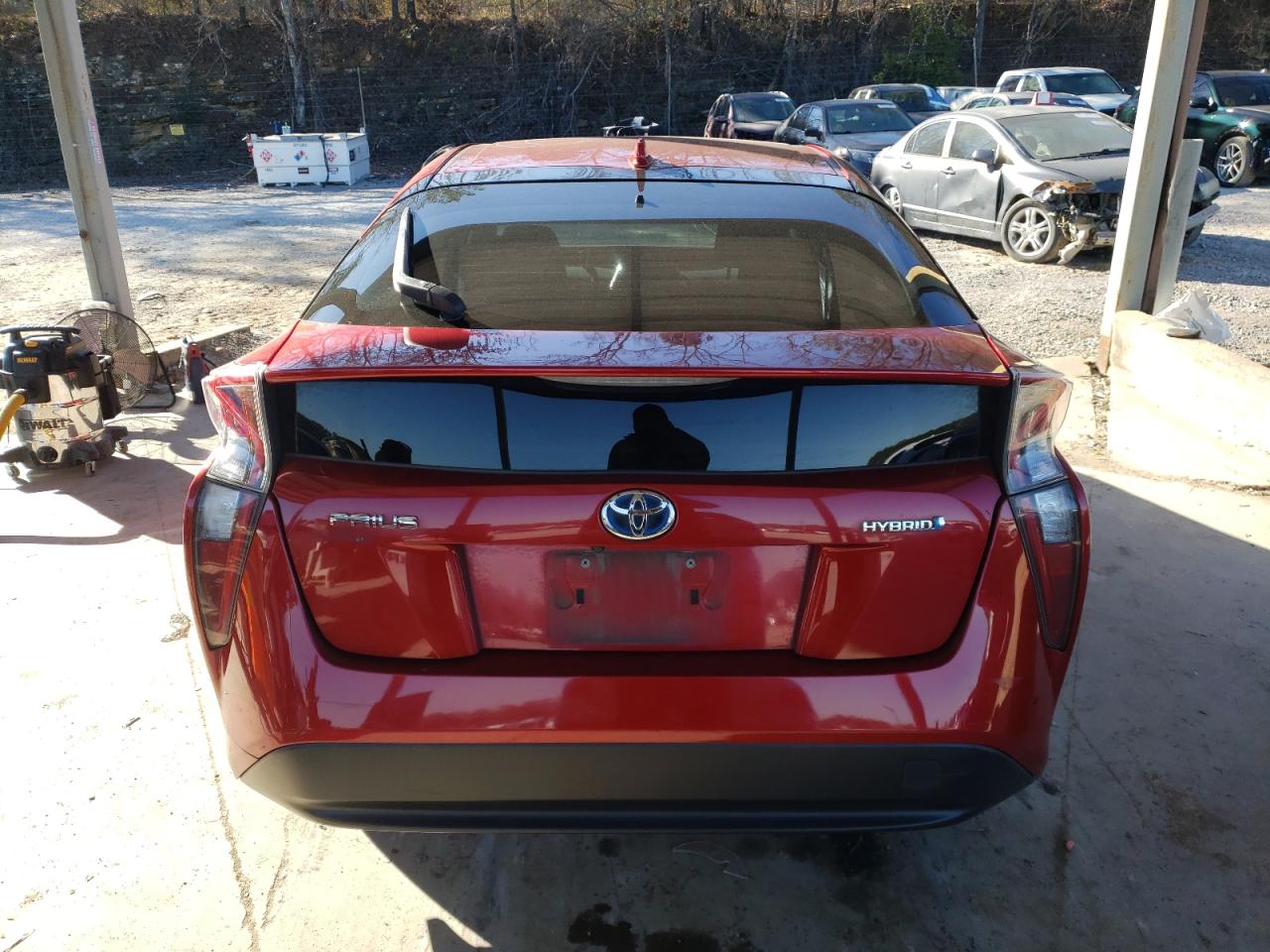 2017 Toyota Prius - Image 6