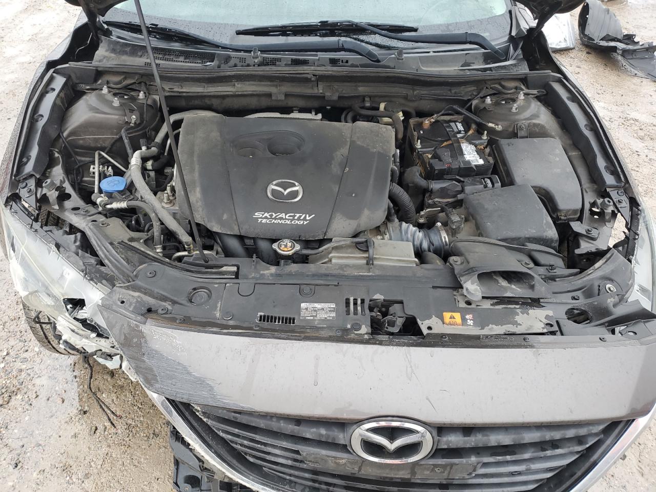 2015 Mazda 3 - Image 11