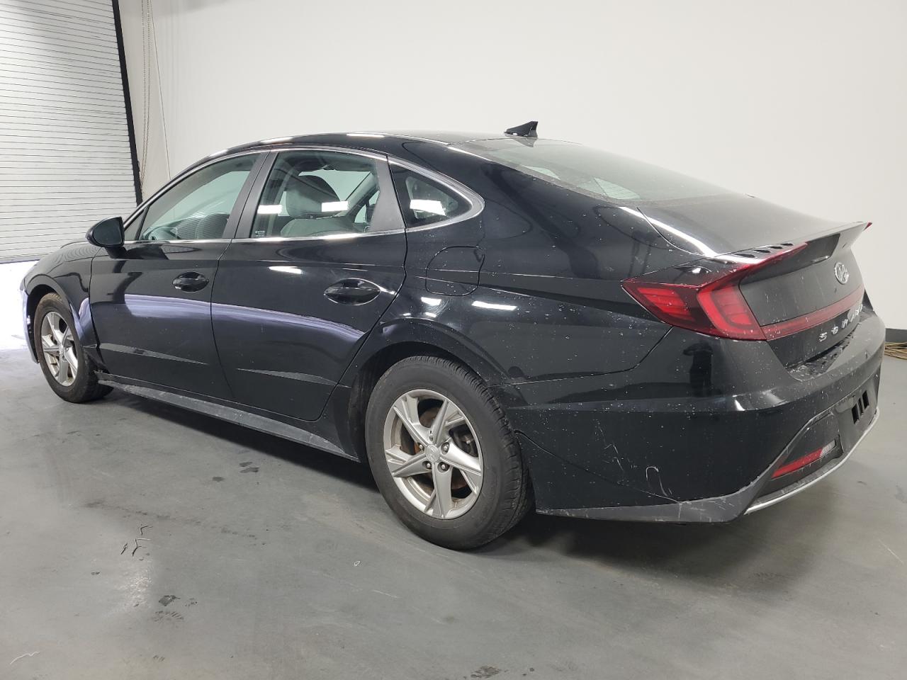 2021 Hyundai Sonata - Image 2