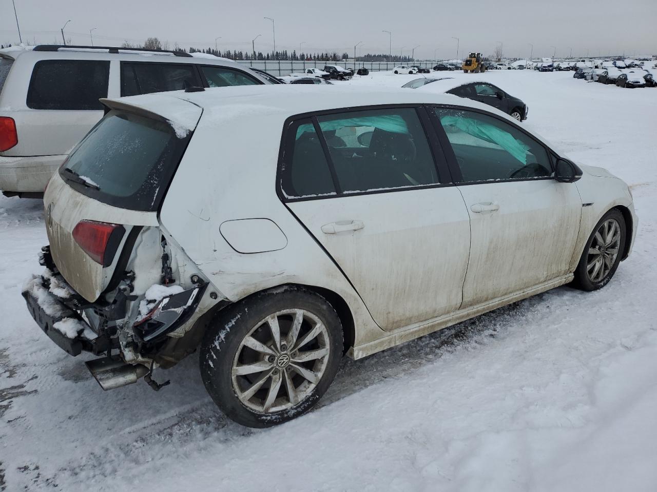 2016 Volkswagen Golf - Image 3