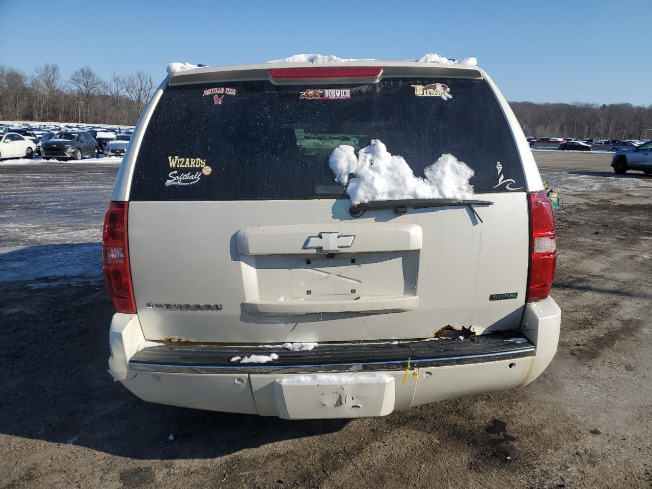 2011 Chevrolet Suburban - Image 6