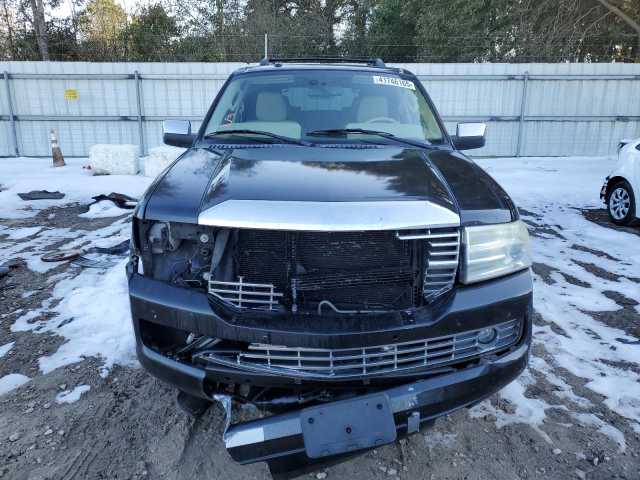 2010 Lincoln Navigator - Image 5