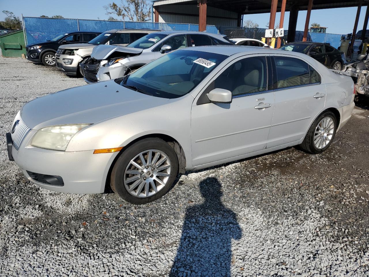2009 Mercury Milan - Image 1