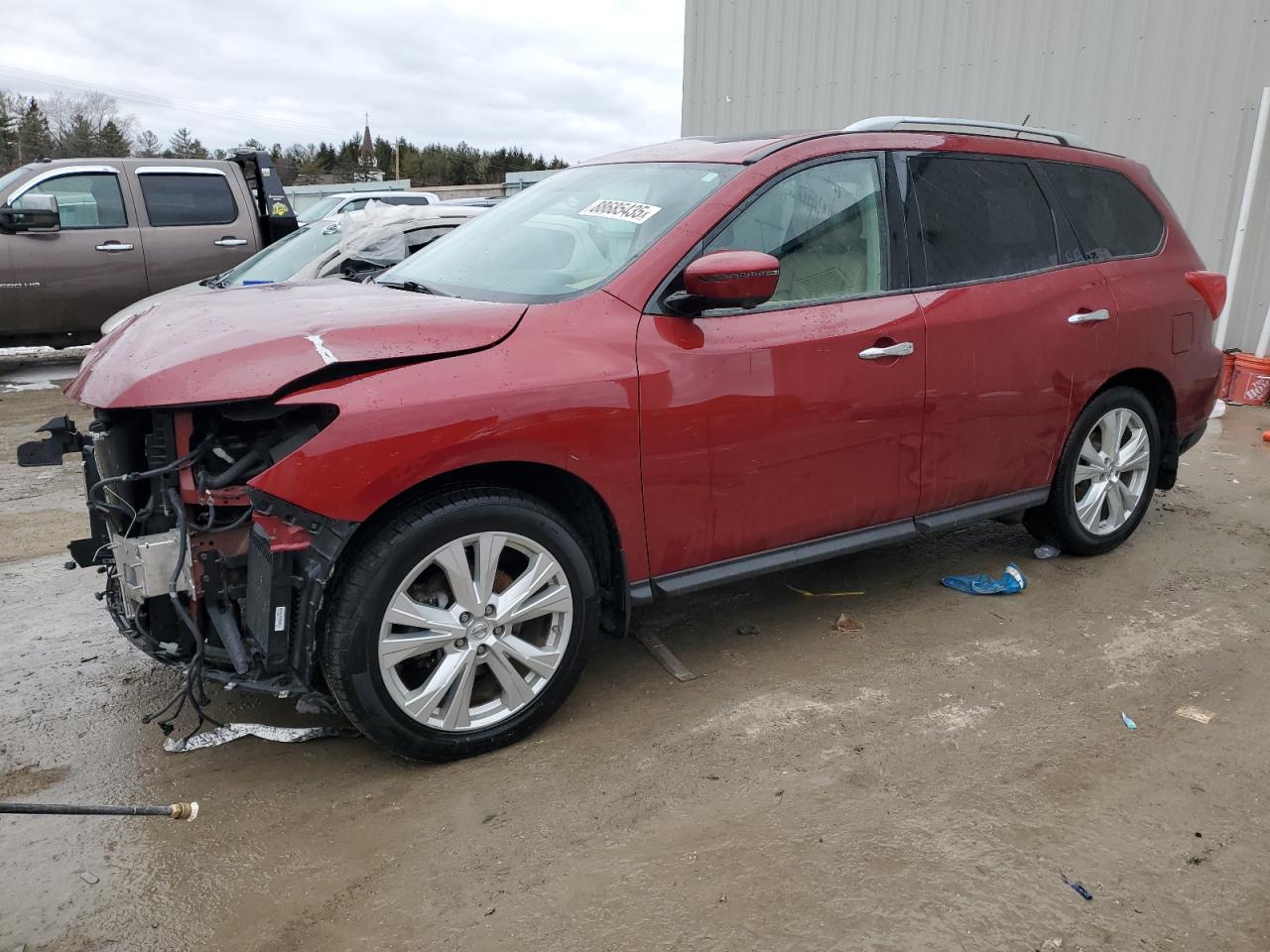 2018 Nissan Pathfinder - Image 1
