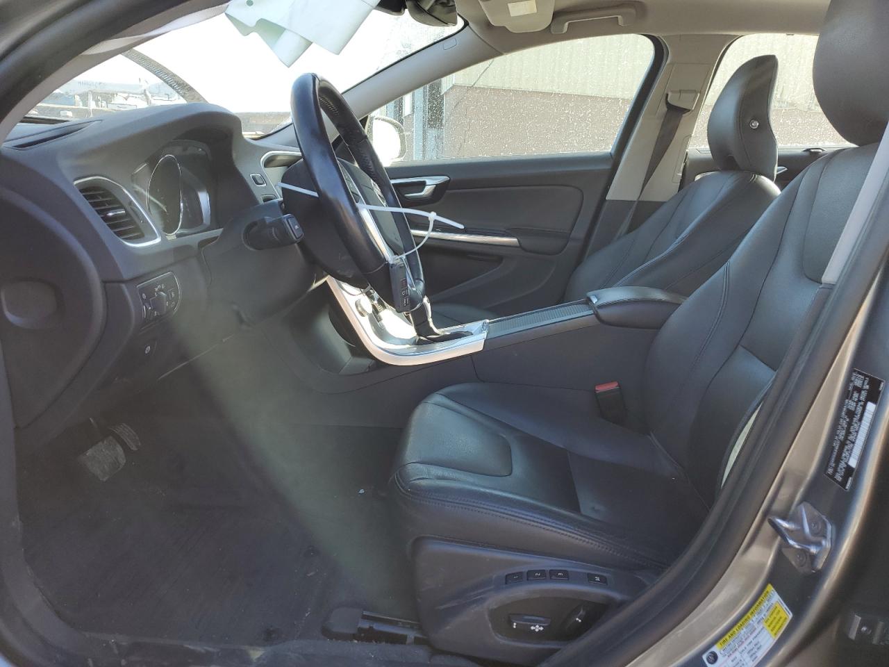 2018 Volvo S60 - Image 7