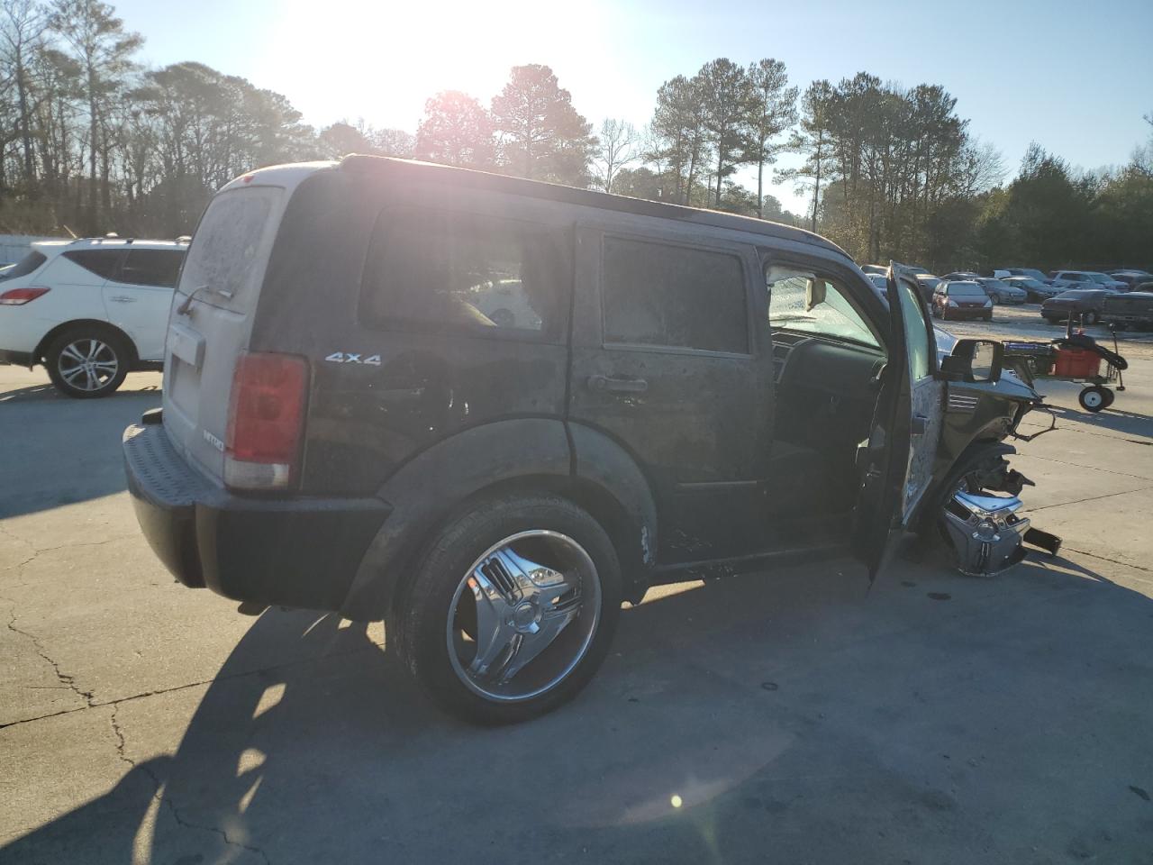 2011 Dodge Nitro - Image 3