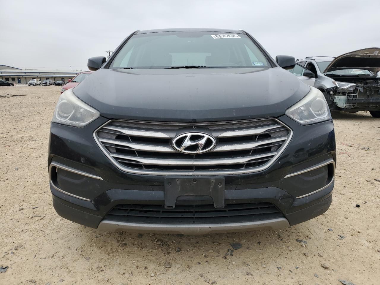 VIN 5NMZT3LB8JH059750 2018 HYUNDAI SANTA FE no.5