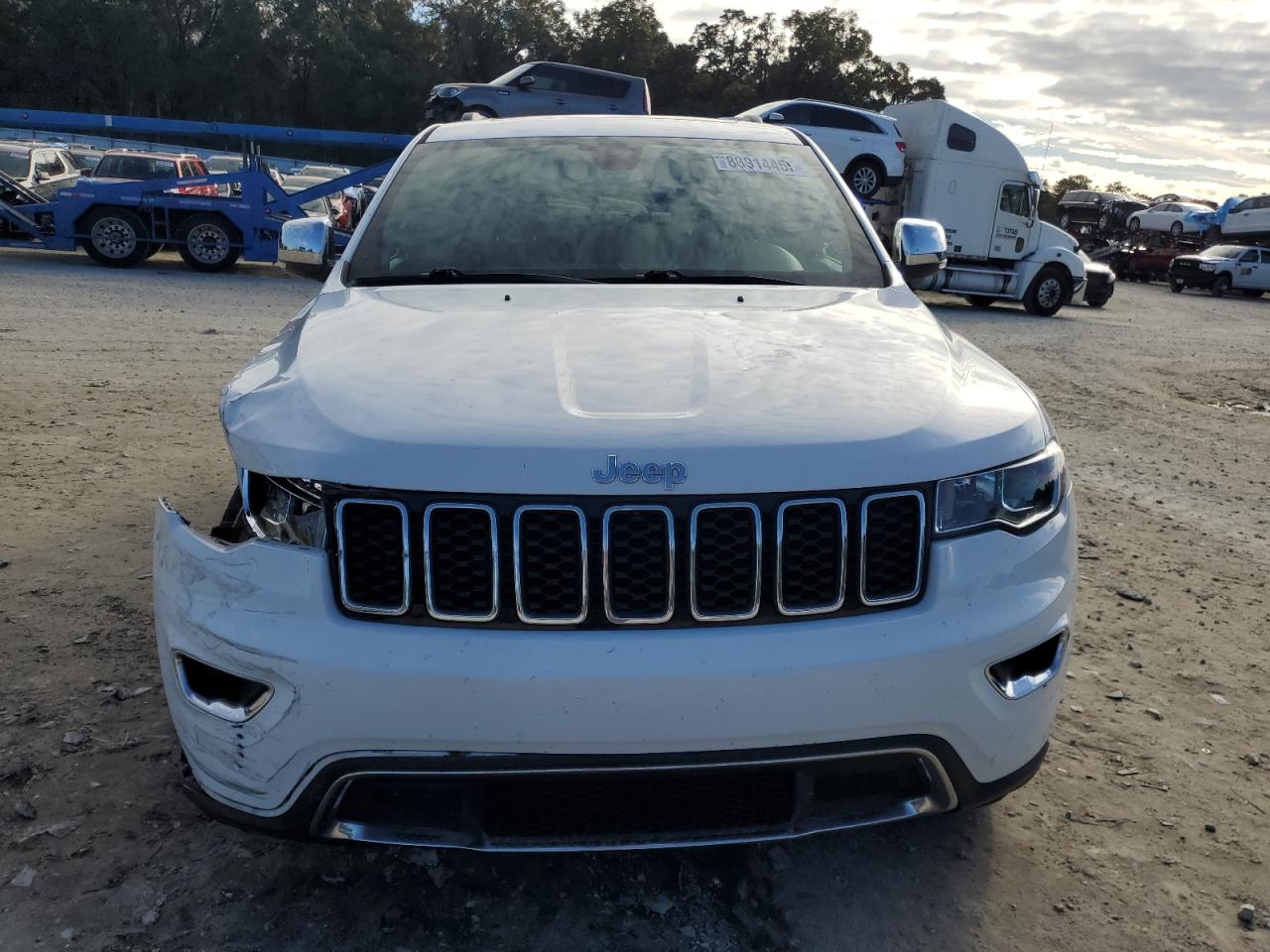 2020 Jeep Grand Cherokee - Image 5