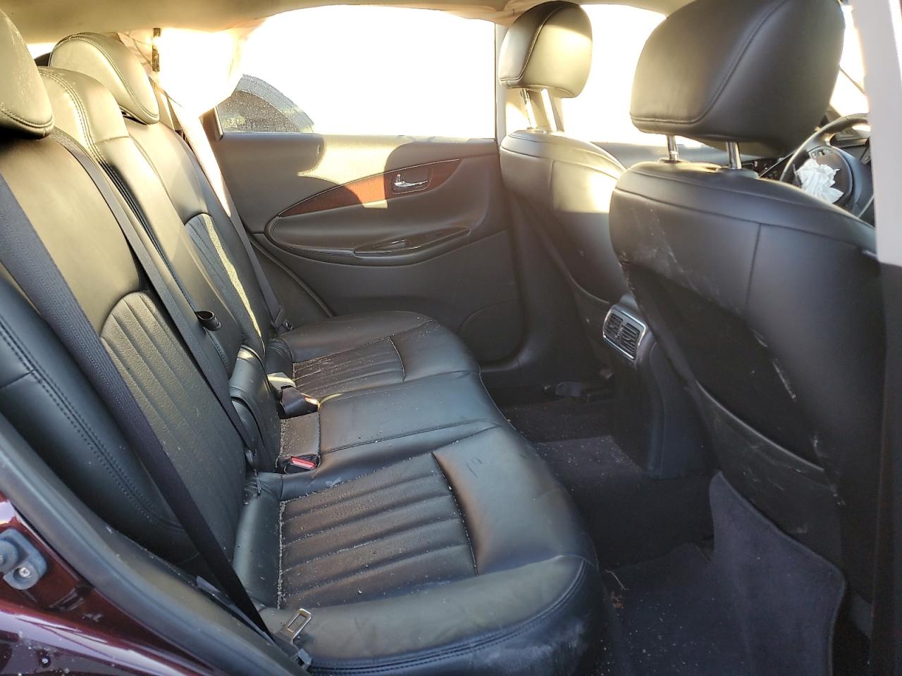 2016 Infiniti QX50 - Image 11