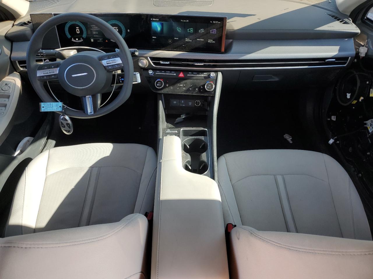 2024 Hyundai Sonata - Image 8