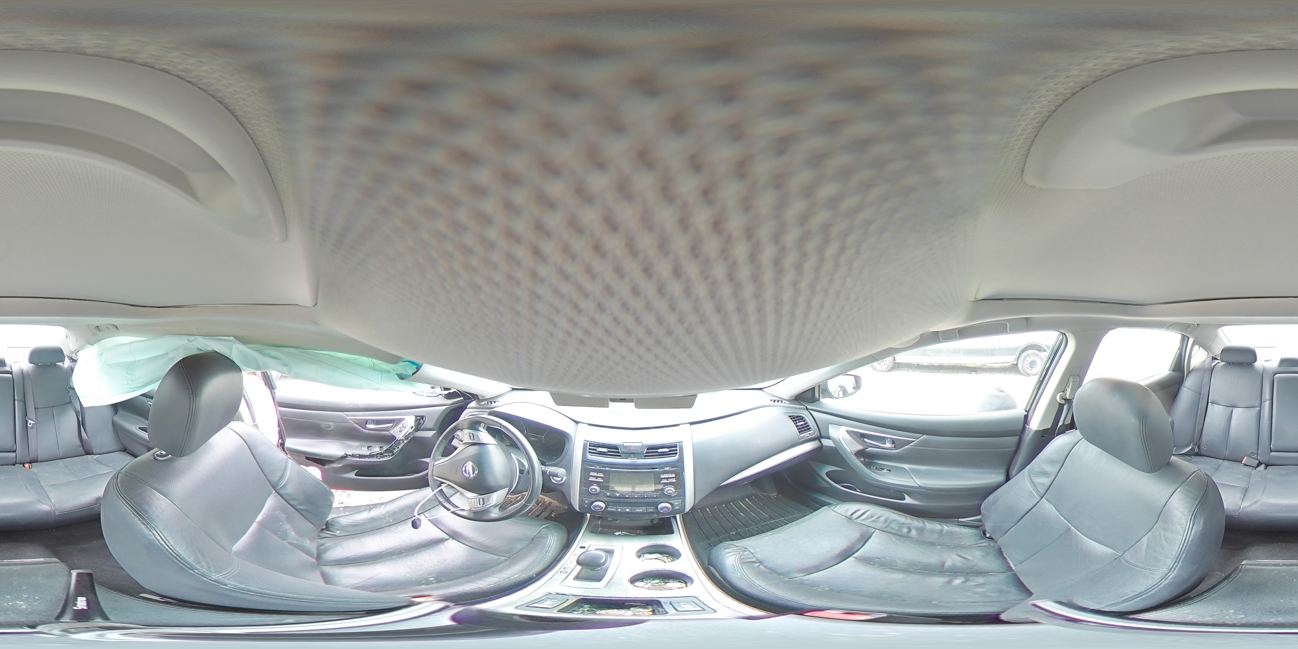 2015 Nissan Altima - Image 13