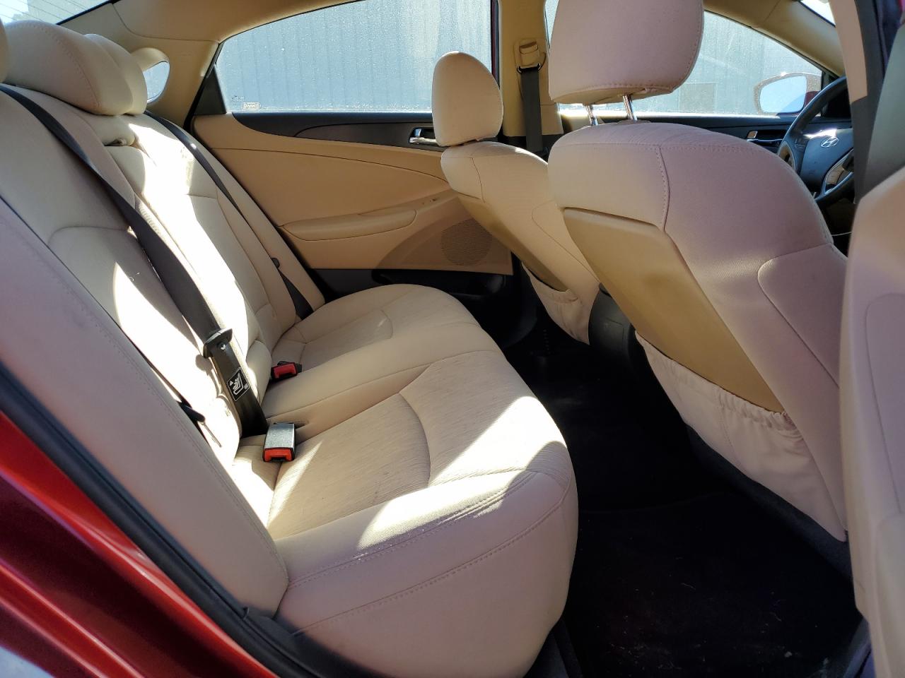 2013 Hyundai Sonata - Image 10